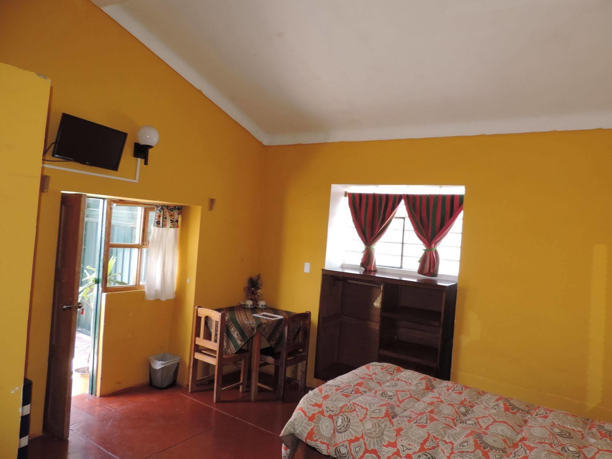 Hospedaje Familiar Kitamayu Pisac Bagian luar foto
