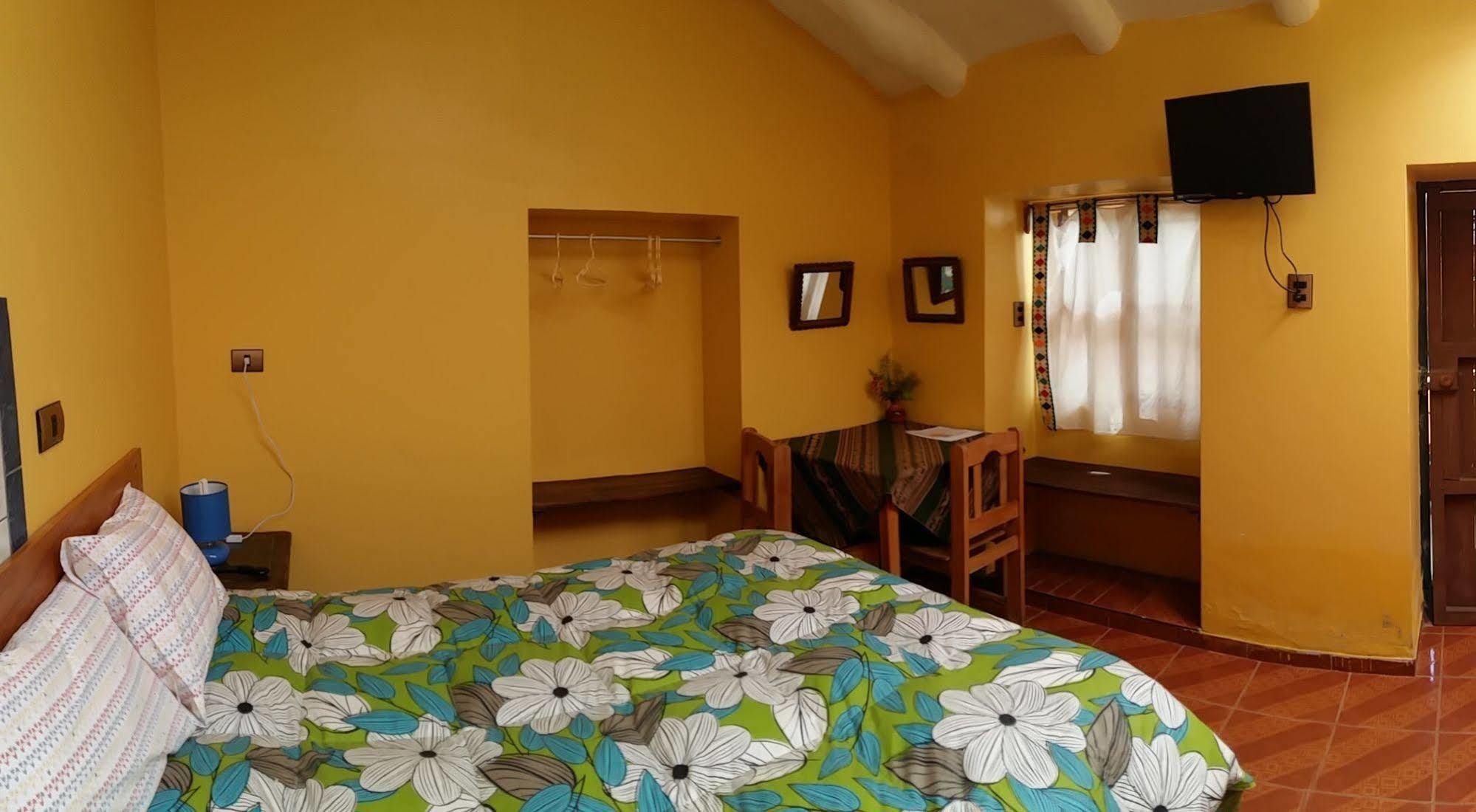 Hospedaje Familiar Kitamayu Pisac Bagian luar foto